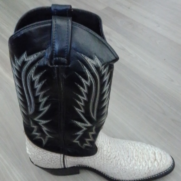 Laredo Python Western Boots - Picture 3 of 3
